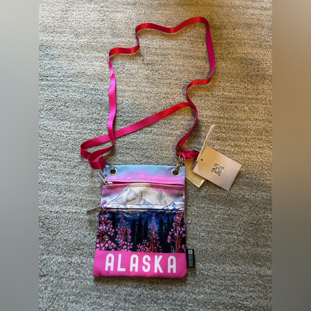 Robin Ruth Pink and Blue Alaska Crossbody Bag